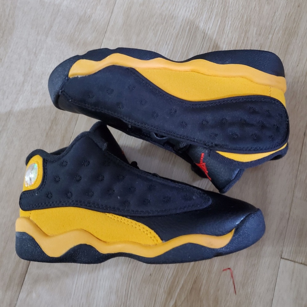 Air Jordan's 13 Retro (Melo Class of 2002)